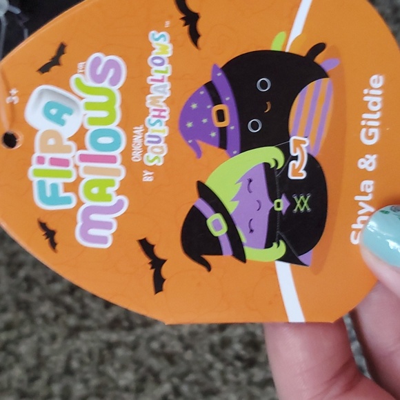 Shyla and gildie squishmallow flipamallow - Picture 2 of 4